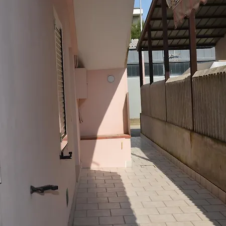 아파트 Casa Dei Poeti 피네토